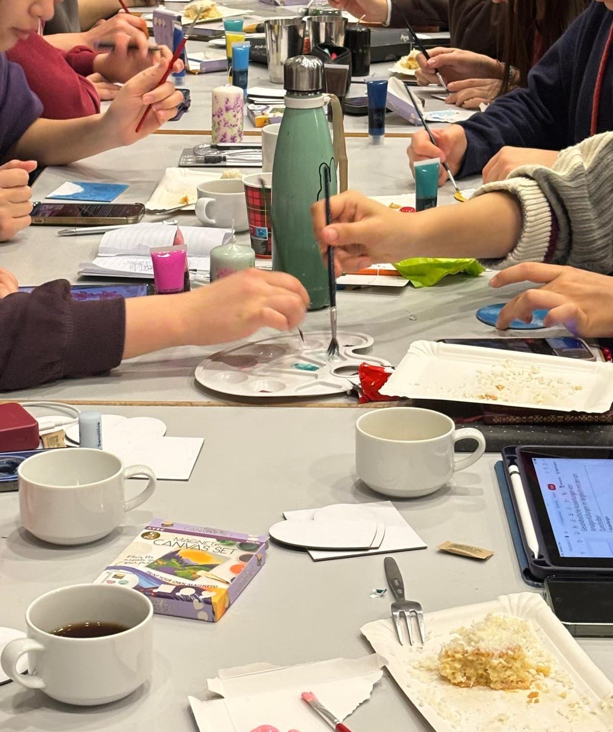 MiA-Kurs bei Mesale e.V. mit kreativen Workshopmaterialien